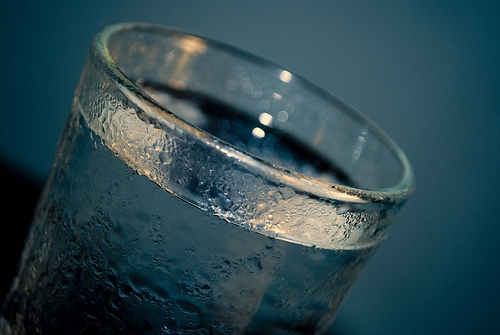 水