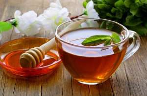 お茶、お酢と蜂蜜で作るデトックスティー