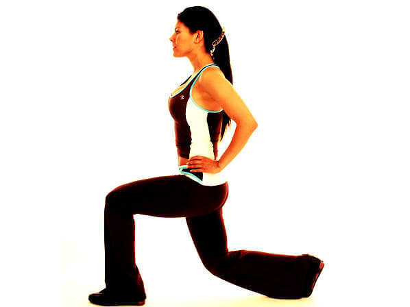 ヒップラインを作るランジ