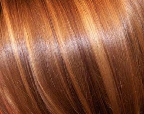 髪の色を明るくする/3つの簡単な方法