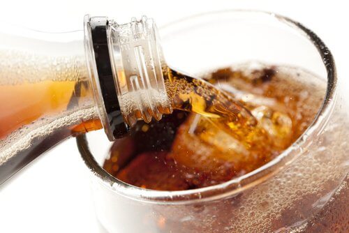 コーラ