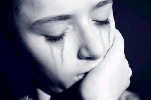 苦しみの最中、脳の中で何が起きているのか?