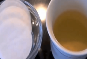 パセリでシミ・そばかすを消す