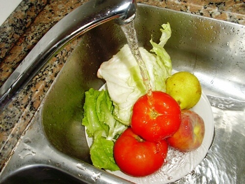 果物と野菜の洗い方