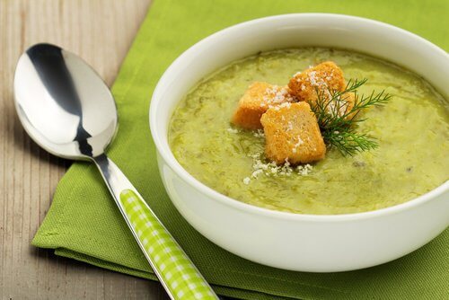 セロリの再加熱には発がん性の危険も