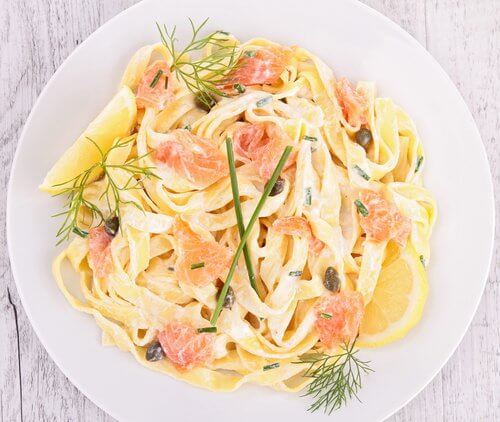 夜に食べない方がよい食べ物：パスタ
