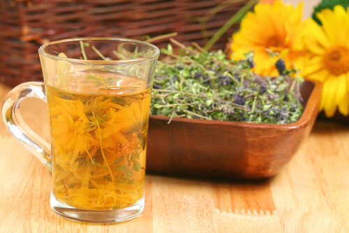 ヒソップ茶