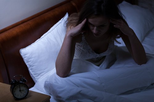 睡眠不足が認知症につながる可能性 睡眠不足が認知症につながる可能性
