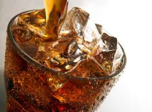 あなたを10歳老けさせる食べ物10種