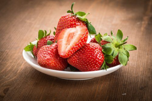 3-strawberries
