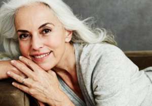 ヤスミーナ・ロッシ:美しい60代の秘訣
