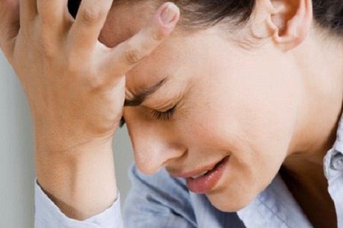 自然な方法で頭痛を取り除く 自然な方法で頭痛を取り除く