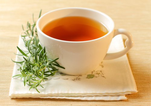 3-rosemary-tea