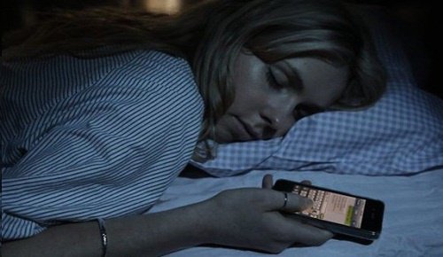 夜間にルーターの電源を切り、電磁放射を最低限にする理由
