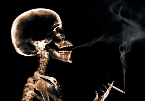 2-skeleton-smoking