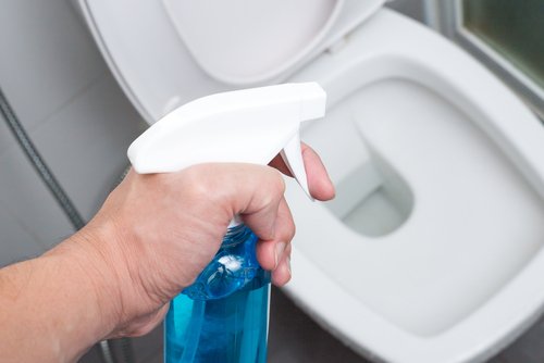 トイレのナチュラル消臭剤の作り方
