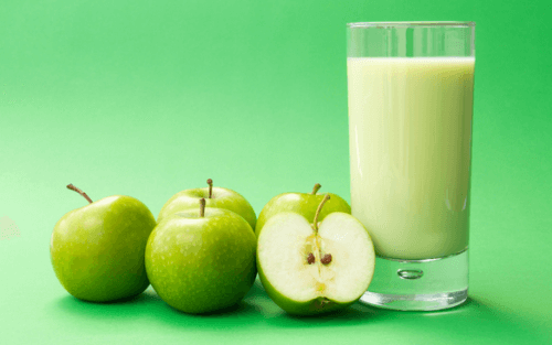 green-apple-smoothie-500x313