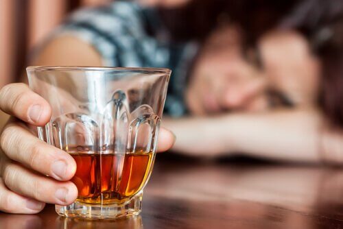 4-alcohol