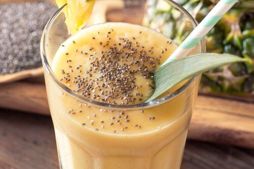 pineapple-and-chia-seeds