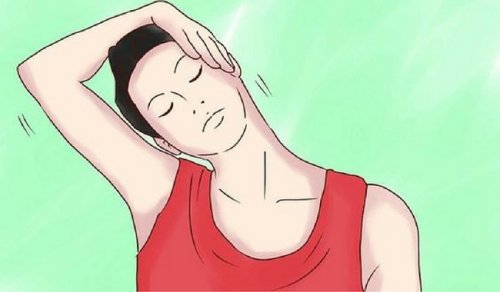 首と二重顎を引き締める方法