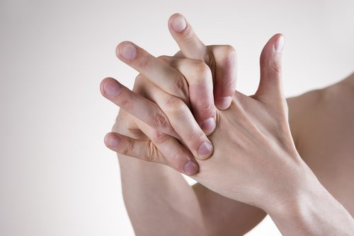 2-hand-stress