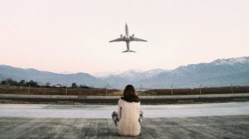 2-watching-plane-depart