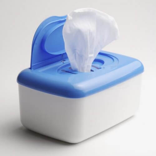 2-baby-wipes