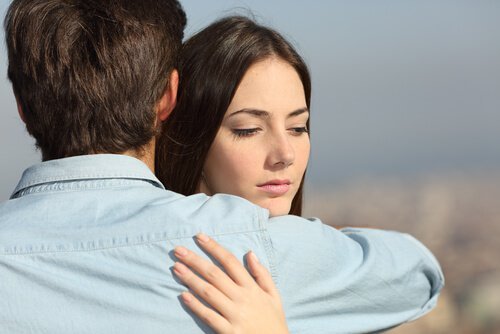 2-woman-embrace