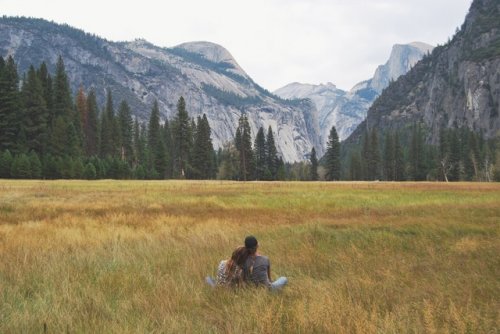 4-hiking-field