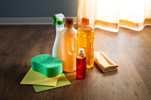 House-hold-cleaner