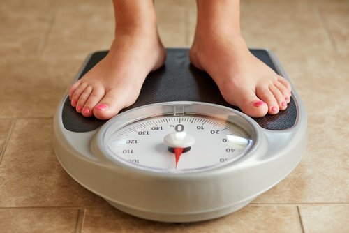 Natural-drink-to-make-you-lose-weight-and-get-rid-of-toxins