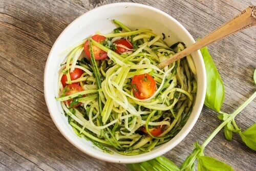 Zucchini-salad-with-croutons