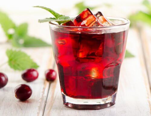 A glass of cranberry juice