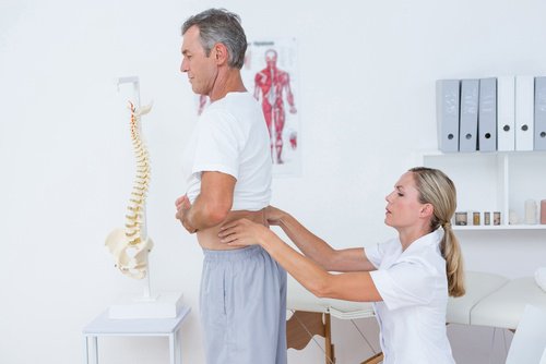 家庭で出来る! 腰の痛みを癒す10の方法 家庭で出来る! 腰の痛みを癒す10の方法