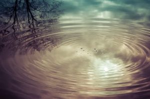 全てをコントロールするのを止め流れに身を任せる