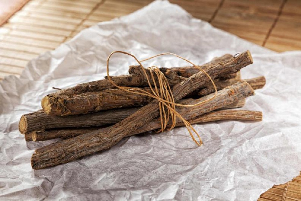 リコリスの根