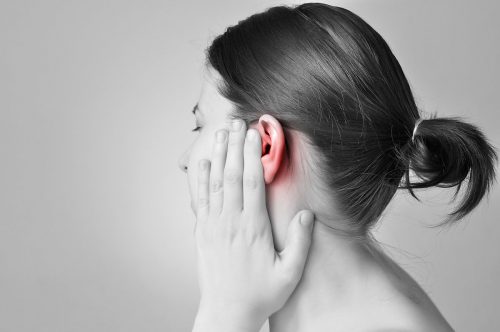 耳の痛み