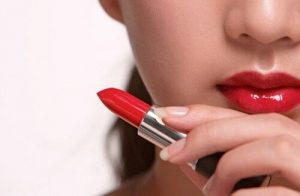 使わないで!有害な美容製品