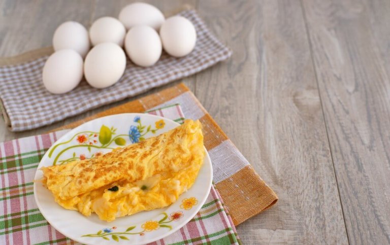 1.ゴートチーズとハーブのオムレツ