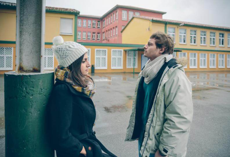 喧嘩をしているカップル