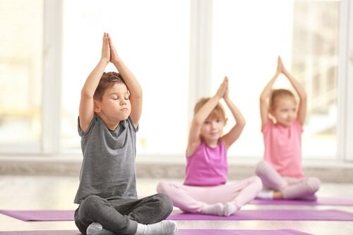 ヨガが子供にもたらす素敵な効果3つ