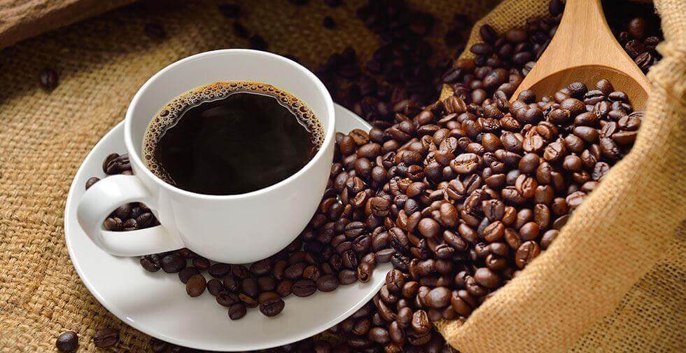 コーヒー 活力を与える朝の習慣