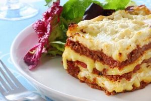 ラザニアを手軽に作る2つの方法