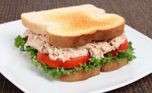 美味しいツナサンドイッチのレシピ