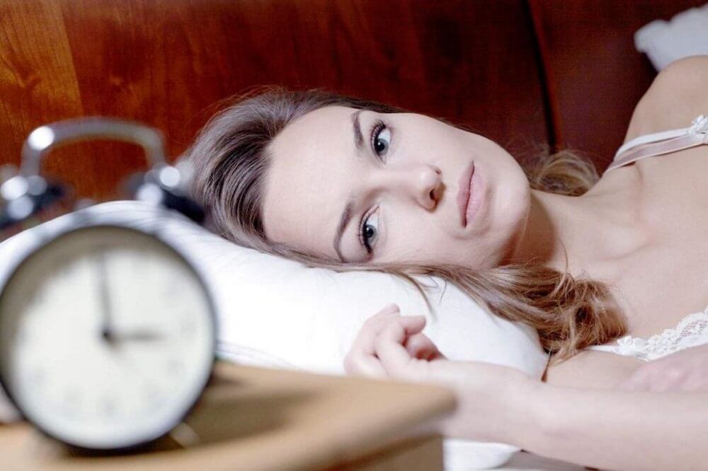 睡眠不足
