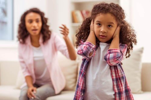 言うこと を聞かない子ども