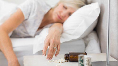 睡眠薬の使用　睡眠薬　副作用　リスク