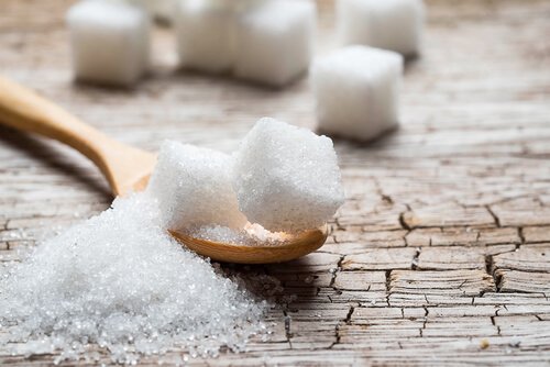 食事から砂糖を排除　砂糖の代わりになる食品5