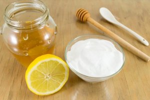 重曹と蜂蜜を使った自然療法