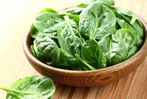 ほうれん草 赤ちゃんにあげてはいけない8つの食べ物
